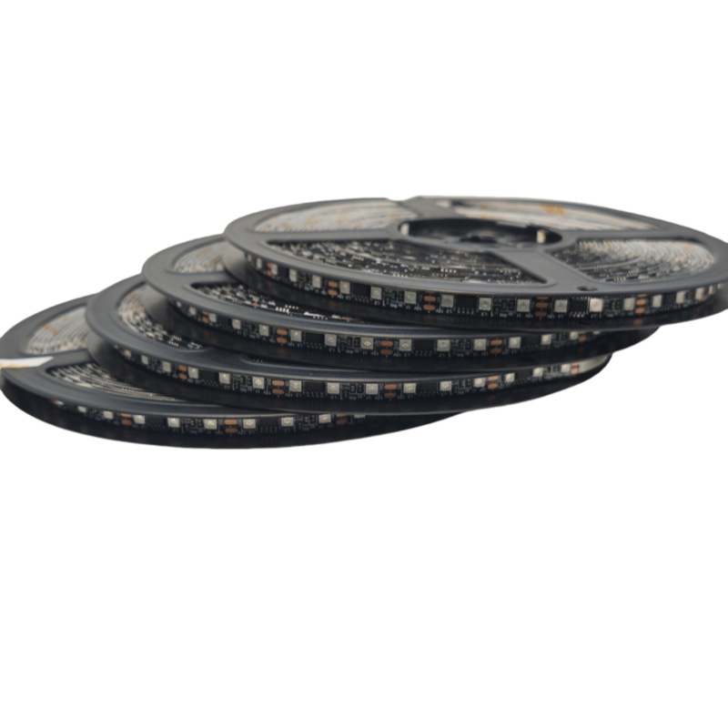 12V RGB LED trak s vanjskim IC-om, 3535 LED-ovi, 96 LED, širina 8 mm, model SM16703, tri LED-a po segmentu