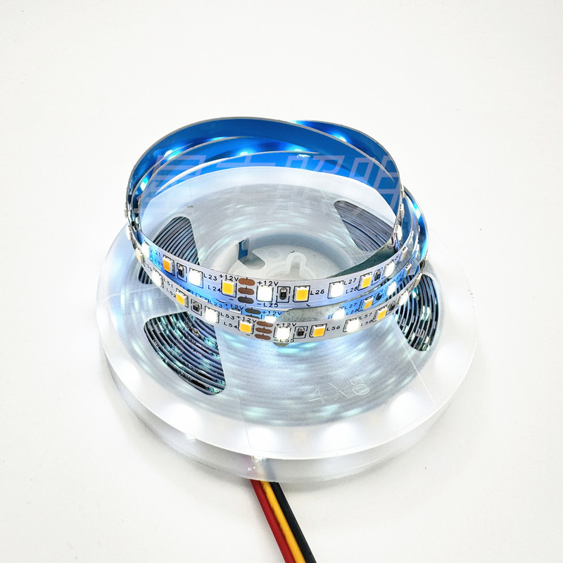LED trak s tri boje temperature, ulaz 3V/5V/12V, inteligentno neprekidno dimiranje, samoljepljiva za strop dnevnog boravka