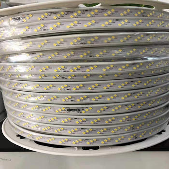 Vanjska LED traka 2835, 180 LED-a, tri reda, vodootporna, 220V visokog napona