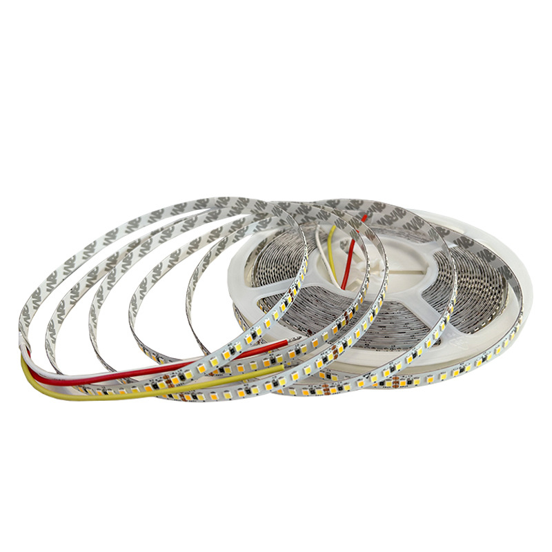 24V niskonaponska LED traka s 240 LED, dvobojna temperatura i trobojno svjetlo, spojiva s pametnim sustavom za prilagodbu jačine i boje