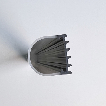 PC plastična LED traka s kućištem sjenila za linearno lampu, crno-bijeli koekstrudirani profil, kalup po narudžbi