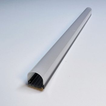 PC plastična LED traka s kućištem sjenila za linearno lampu, crno-bijeli koekstrudirani profil, kalup po narudžbi