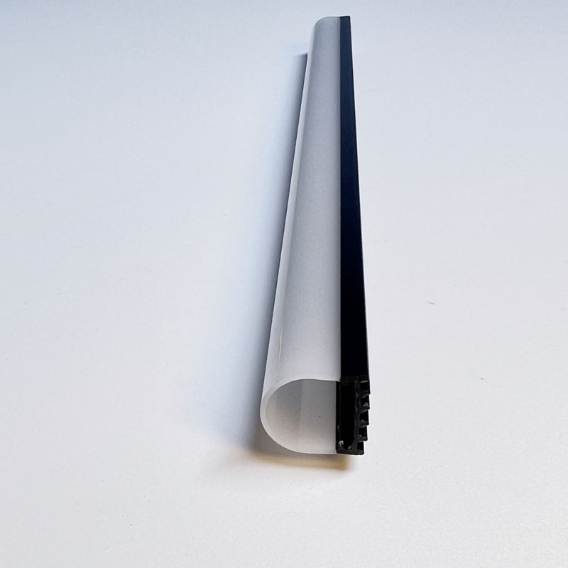PC plastična LED traka s kućištem sjenila za linearno lampu, crno-bijeli koekstrudirani profil, kalup po narudžbi