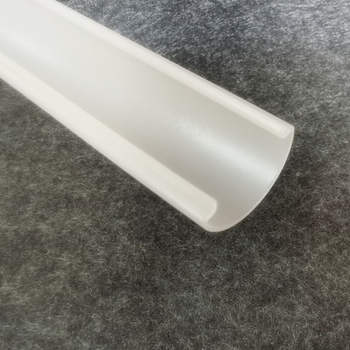 Akrilni LED abažur s finim mat završnim slojem, mliječno bijeli prozirni difuzor, ekstrudirani plastični profili