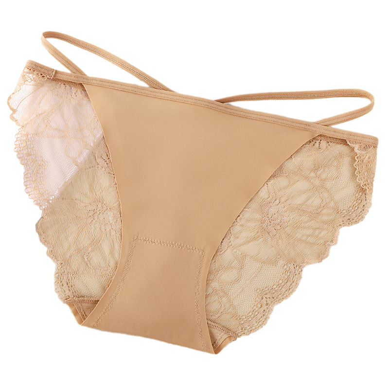 T-string gaćice s niskim strukom, bezšivne, od ice silk, brzo se suše, prozračne, žene s čipkastim trakama