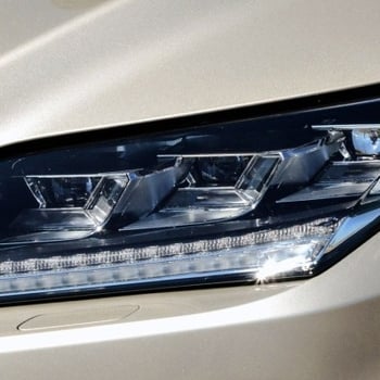 Prozirni poklopac prednjeg svjetla za Lexus RX270/300/450 (2016-2019)