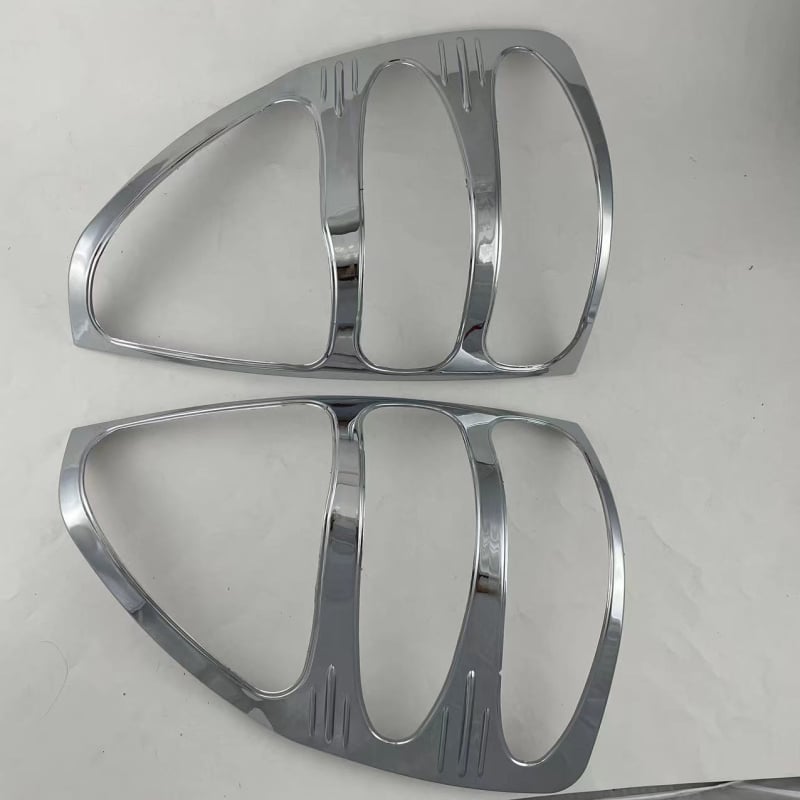 Poklopac stražnjeg svjetla za Toyota Prado FJ120 (2003–2009) – 2700-kompatibilan