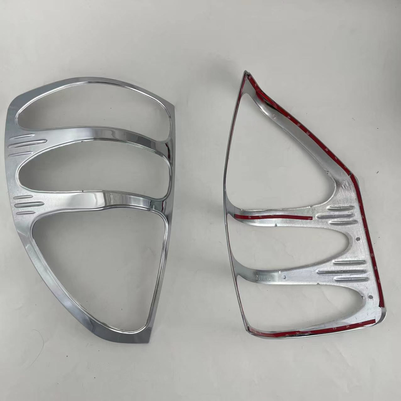 Poklopac stražnjeg svjetla za Toyota Prado FJ120 (2003–2009) – 2700-kompatibilan