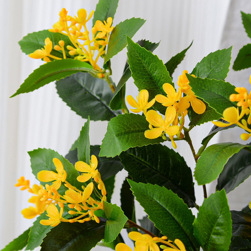 Jedna grana umjetnog lišća Osmanthus za kućnu dekoraciju