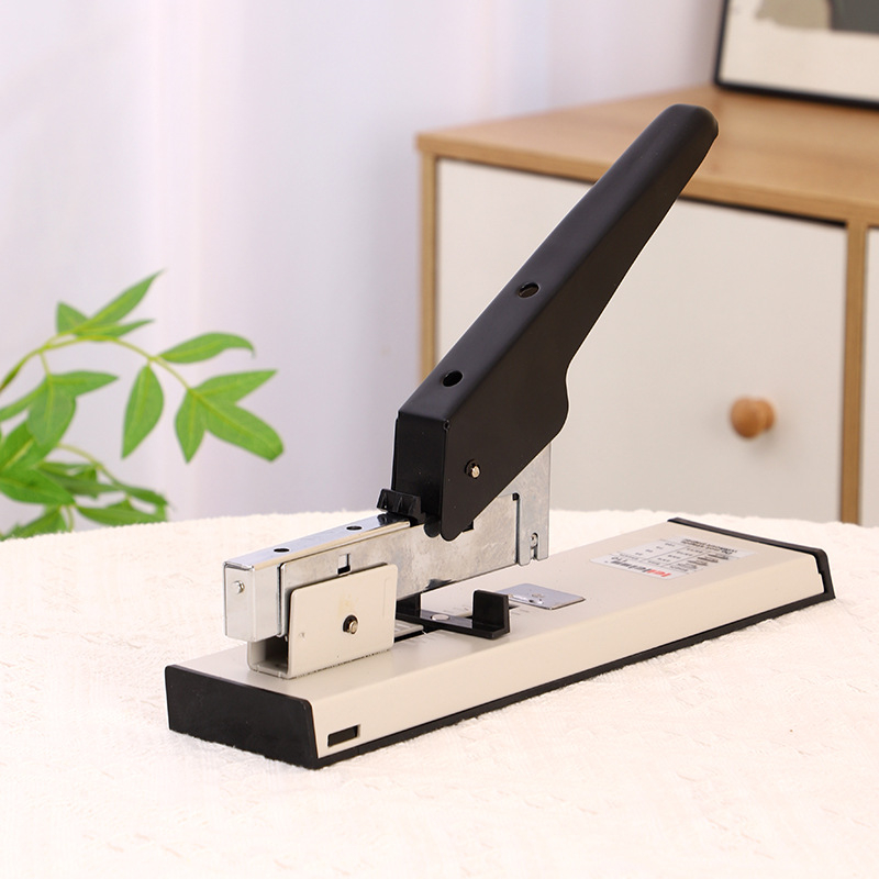 Okretni ergonomski uredski stapler za debele dokumente, velika kapaciteta, model 6002