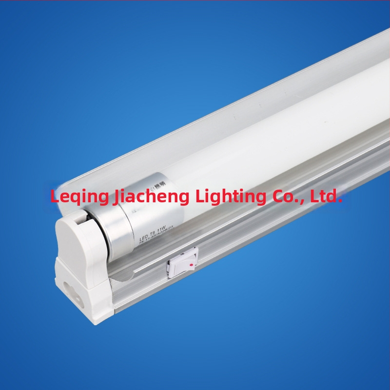 T8 LED флуоресцентна тръба със рефлектор, T5 скоба, капак и превключвател, дължина 1,2 m, пълен комплект