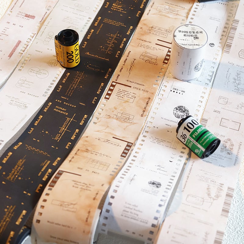 Ταινία κοπής με θέμα φιλμ σε kraft χαρτί — μαύρο-άσπρο, ήπιο ρετρό στυλ, ευέλικτη