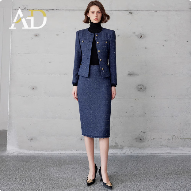 Zimska 2025 tweed haljina-komplet za žene — okrugli izrez, uredski stil, vitak kroj, priljubljene bokove, srednja duljina, dugi rukavi, Chanel nadahnut stil