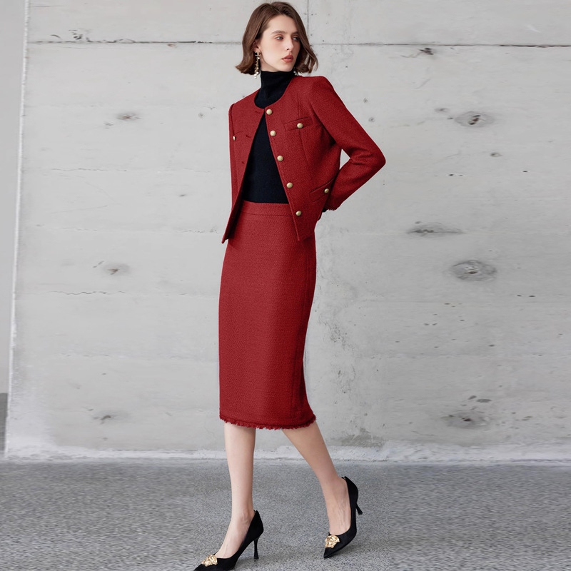 Zimska 2025 tweed haljina-komplet za žene — okrugli izrez, uredski stil, vitak kroj, priljubljene bokove, srednja duljina, dugi rukavi, Chanel nadahnut stil