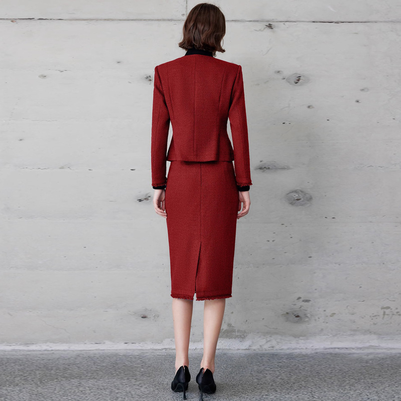 Zimska 2025 tweed haljina-komplet za žene — okrugli izrez, uredski stil, vitak kroj, priljubljene bokove, srednja duljina, dugi rukavi, Chanel nadahnut stil