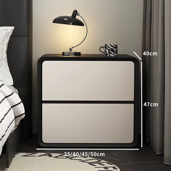 Ítalský minimalistický moderný masívny drevený nočný stolík krémovej farby s malým úložným priestorom, ľahký luxus pre spálňu, ekologický