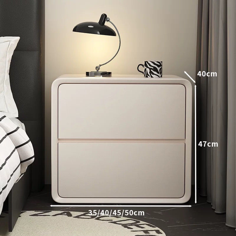 Ítalský minimalistický moderný masívny drevený nočný stolík krémovej farby s malým úložným priestorom, ľahký luxus pre spálňu, ekologický