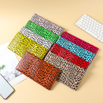 Unisex višenamjenski držač dokumenata s leopard printom, za putovnicu i kartice, prostor za putne karte
