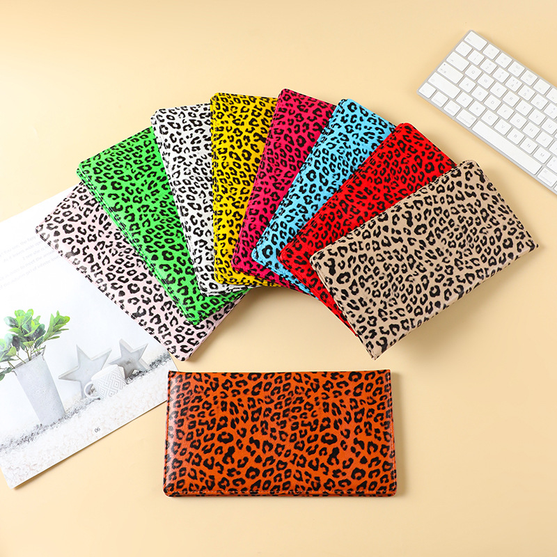 Unisex višenamjenski držač dokumenata s leopard printom, za putovnicu i kartice, prostor za putne karte