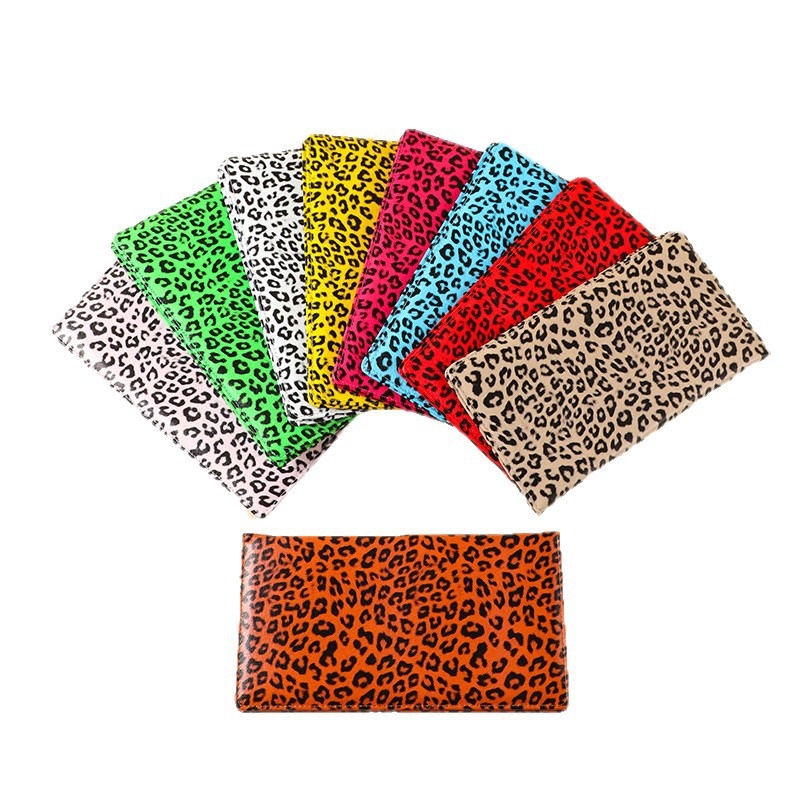 Unisex višenamjenski držač dokumenata s leopard printom, za putovnicu i kartice, prostor za putne karte