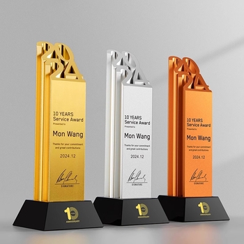 Visokokvalitetni kreativni metalno-kristalni trofej – prilagođeni trofej za godišnju skupštinu tvrtke, priznanje iznimnom timu zaposlenika