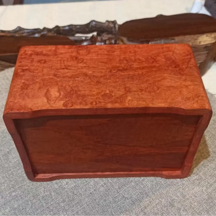 Kutija za maramice od masivnog drva Myanmar Rosewood – za dnevni boravak, stol za kavu, spavaću sobu i blagovaonicu