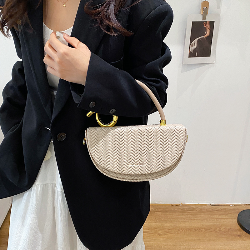 Ženska crossbody torbica tipa sedlo, mala kutija torba u nježnom luksuznom stilu