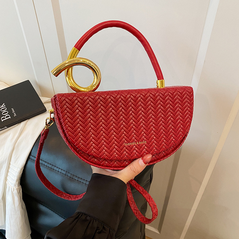 Ženska crossbody torbica tipa sedlo, mala kutija torba u nježnom luksuznom stilu