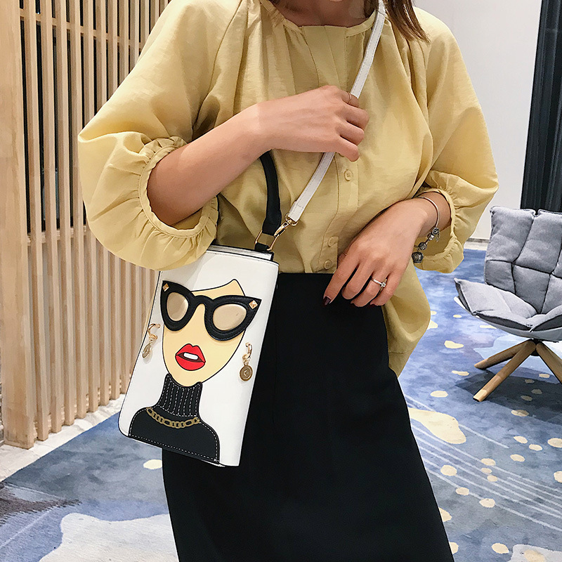 2024 nova korejska moda: torbica s karikaturalnim licem ljepotice, mala torbica za telefon preko ramena ili crossbody