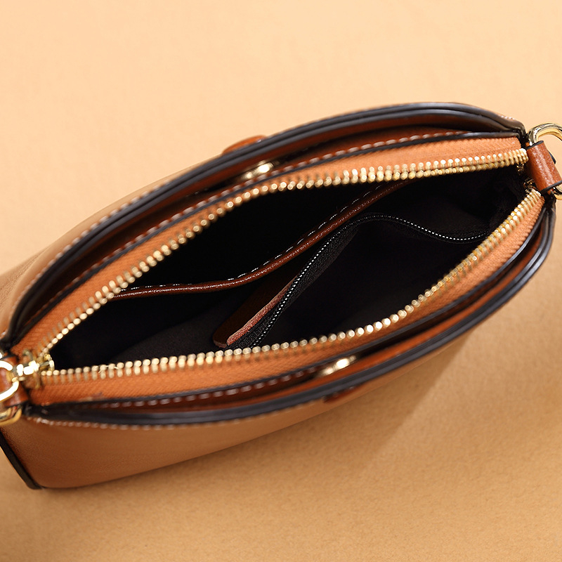 Ženska torba za rame od PU kože, mala kvadratna crossbody torba, svakodnevni retro stil, džep za telefon