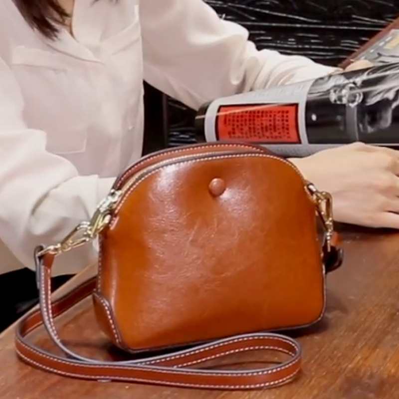 Ženska torba za rame od PU kože, mala kvadratna crossbody torba, svakodnevni retro stil, džep za telefon