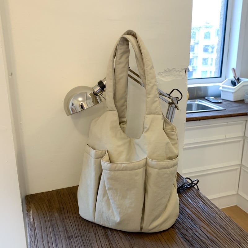 Dámska tote taška s viacerými vreckami, veľká kapacita, nylon, plisovaná, mäkký bucket štýl, leto 2025