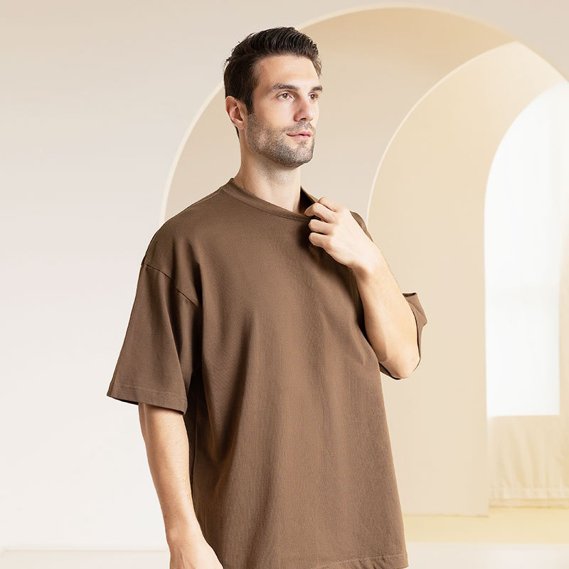 Ανδρική κοντομάνικη T-shirt από 100% βαμβάκι, 300 g βαρύ, χαλαρή γραμμή, με χαμηλωμένους ώμους, μονόχρωμη, για καλοκαίρι