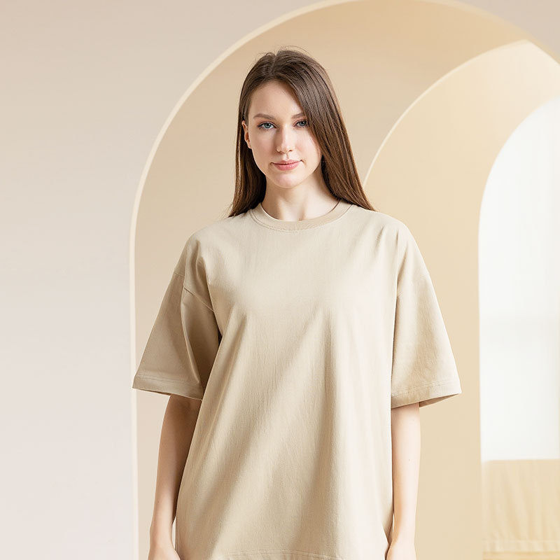 Ανδρική κοντομάνικη T-shirt από 100% βαμβάκι, 300 g βαρύ, χαλαρή γραμμή, με χαμηλωμένους ώμους, μονόχρωμη, για καλοκαίρι