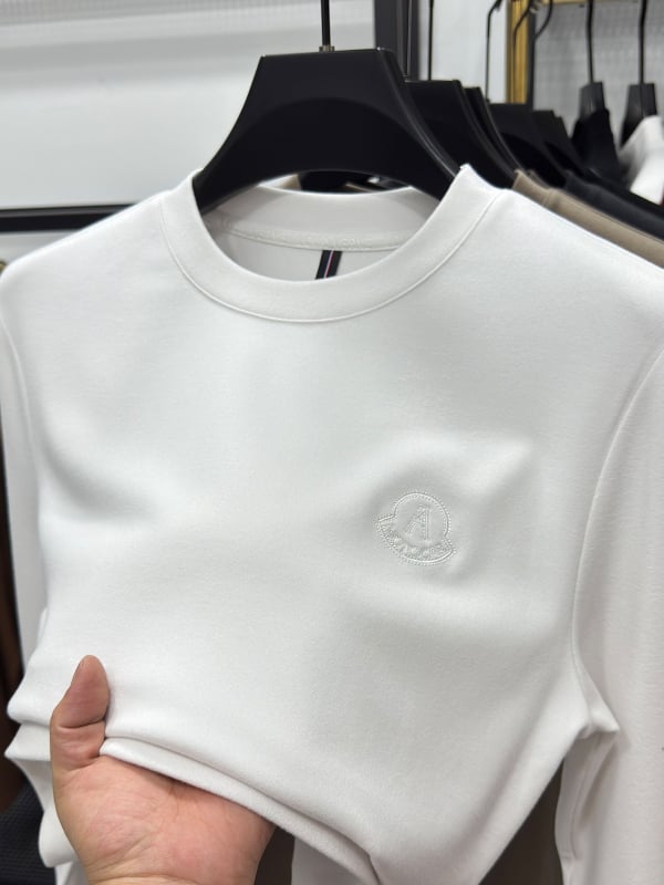 Ανδρικό μακρυμάνικο T‑shirt με στρογγυλό λαιμό, διπλής όψης βρεγμένο εσωτερικό για ζέστη, βελούδινο ύφος