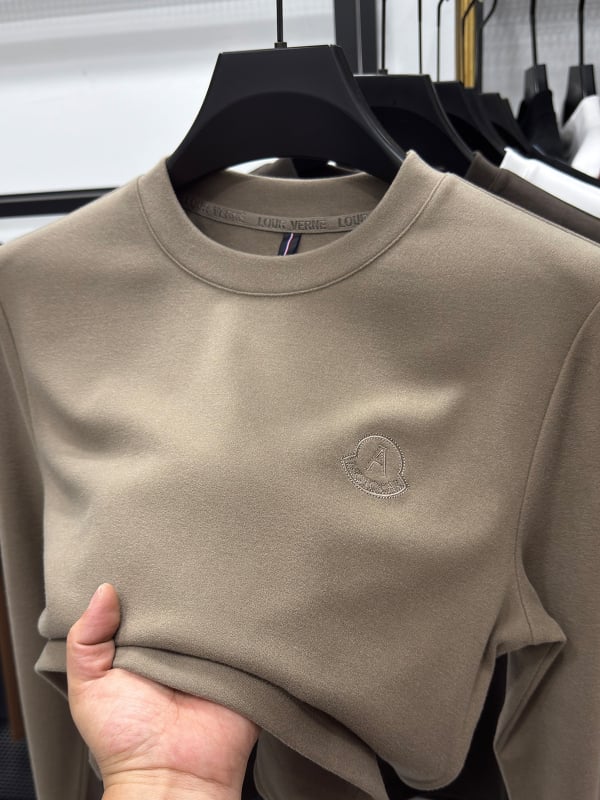 Ανδρικό μακρυμάνικο T‑shirt με στρογγυλό λαιμό, διπλής όψης βρεγμένο εσωτερικό για ζέστη, βελούδινο ύφος