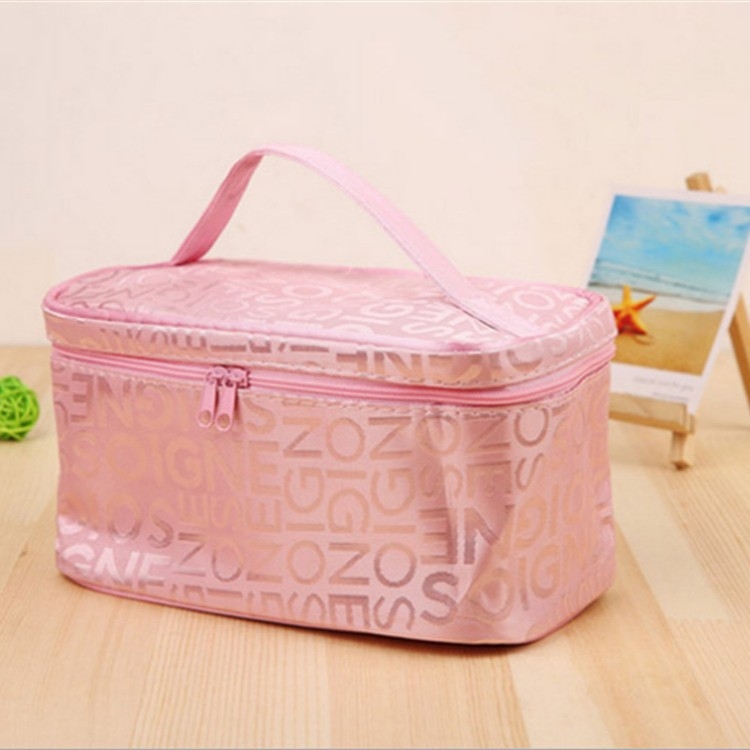Kockasta torbica za šminku od jacquard tkanine s monogramom, prijenosni putni organizator, velika kapaciteta za kozmetiku i nakit