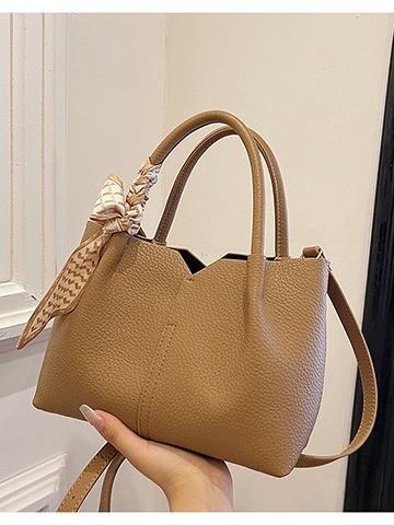 Nova žena tote torba 2024 — svakodnevna moda, elegantan izgled, mekana PU koža, velika kapaciteta, nošenje u ruci ili preko ramena