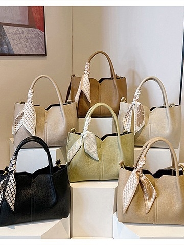 Nova žena tote torba 2024 — svakodnevna moda, elegantan izgled, mekana PU koža, velika kapaciteta, nošenje u ruci ili preko ramena