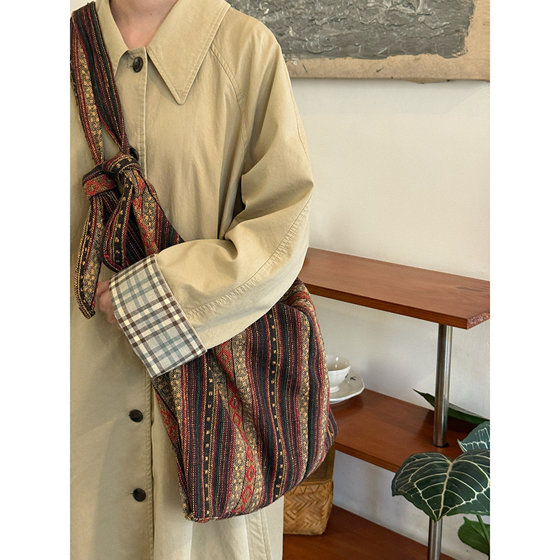 Ženska platnena torba s etničkim stilom, retro crossbody torba, veliki kapacitet, prugasti dizajn