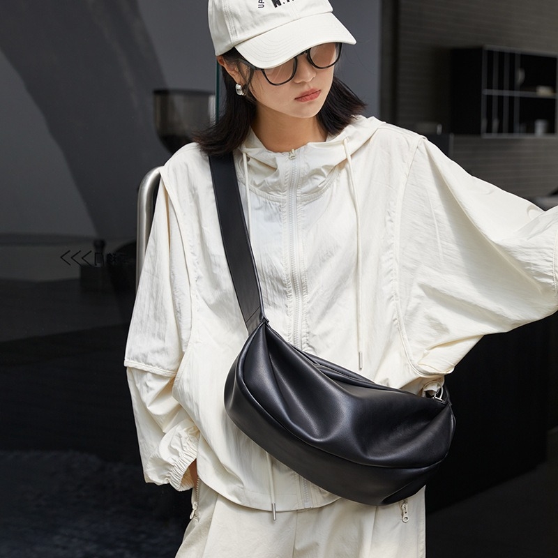 Mekana PU kožna torbica dumpling, unisex stil, preko tijela i na rame, retro tekstura, svakodnevna torba za posao
