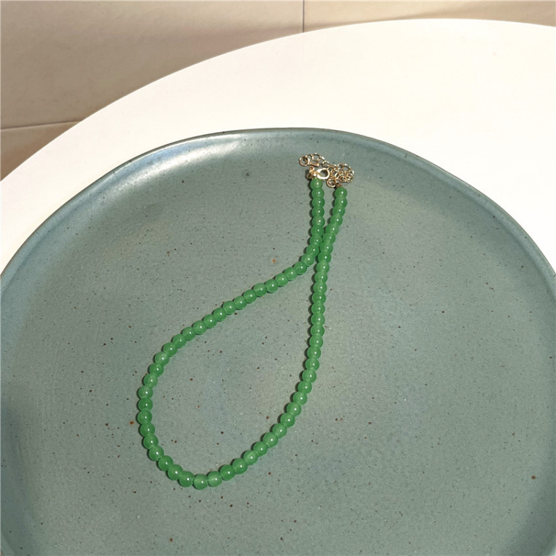 Ogrlica u korejskom stilu s crnim, bijelim i zelenim kamenim, elegantan lanac za ključnu kost, duljina 41–50 cm, podesiva