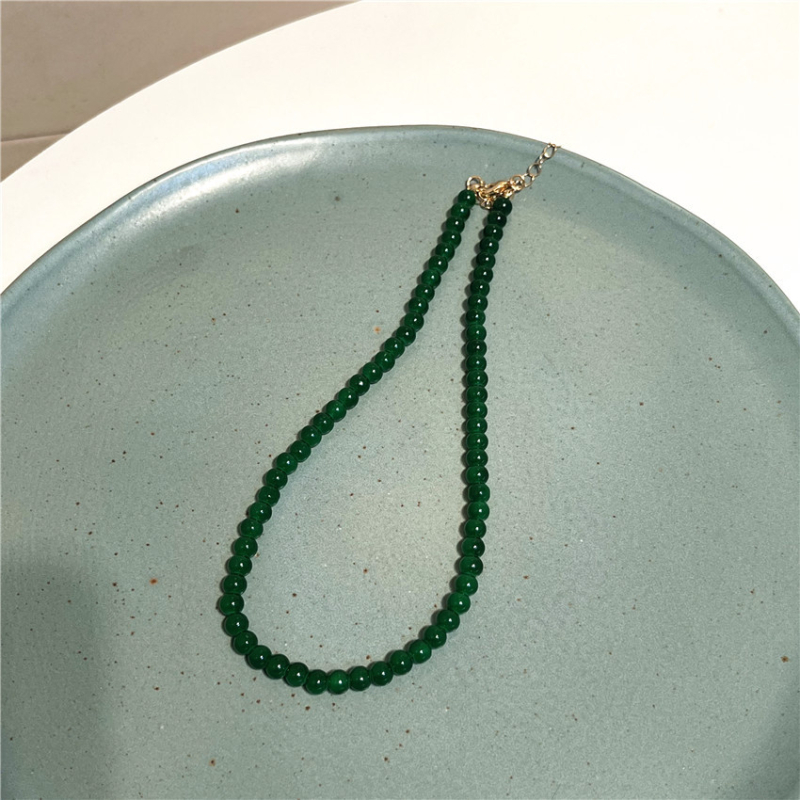 Ogrlica u korejskom stilu s crnim, bijelim i zelenim kamenim, elegantan lanac za ključnu kost, duljina 41–50 cm, podesiva