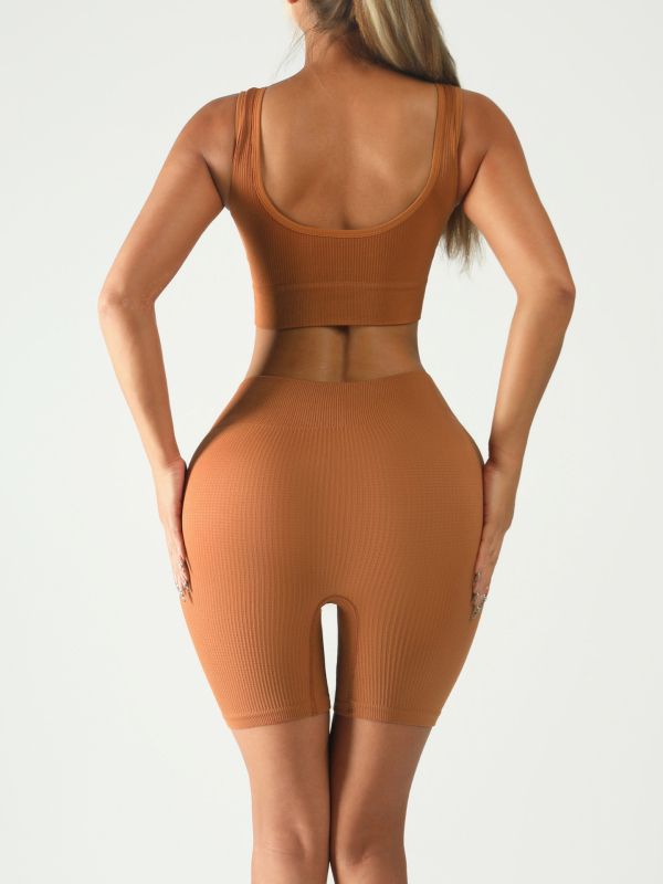 Ženski dvodijelni fitness set: sportski grudnjak s visokim strukom, bezšiven i s podstavom; jogalne šortse do tri četvrtine, najlon/spandex