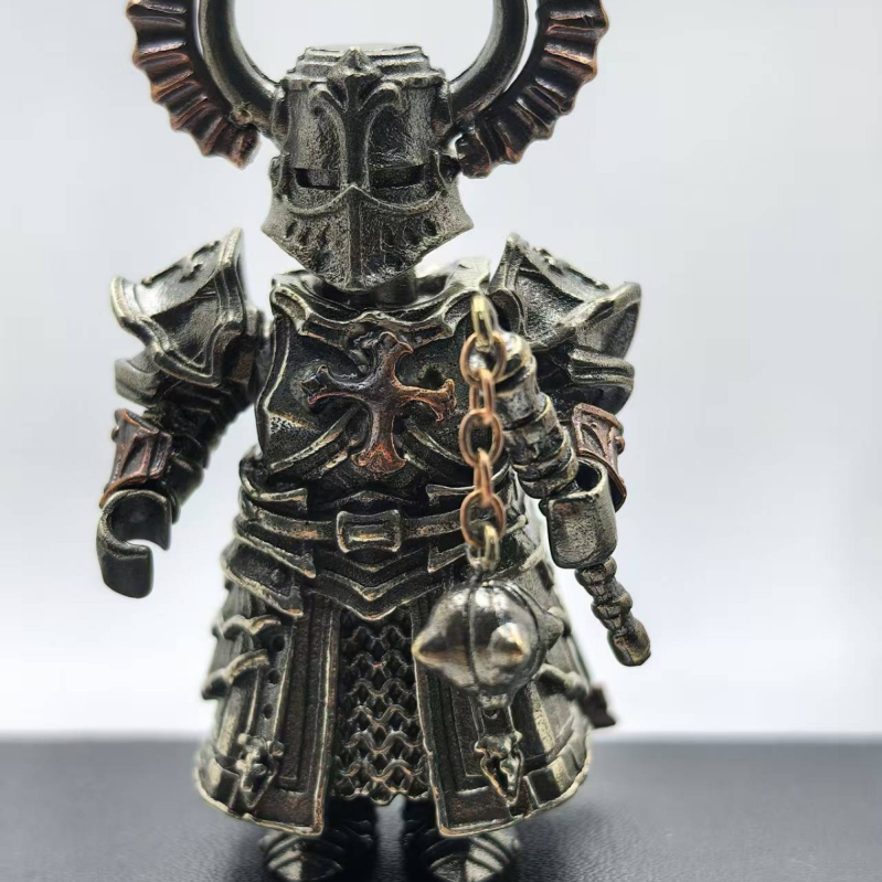 Nova metalna magnetska odvojiva stolna dekoracija s bakrenom ručkom i modernom figuricom.