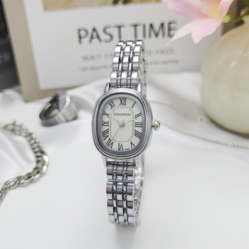 Γυναικείο ρολόι Quartz με μπρασελέ από ανοξείδωτο ατσάλι, οβάλ καντράν, ρωμαϊκούς αριθμούς, χρυσό τόνο, κομψό καθημερινό στυλ