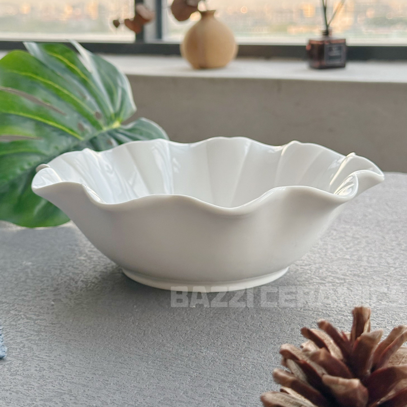 Porcelanski set s čipkastim rubom u japanskom stilu krem boje: pladanj za voće, jušna ploča i jušni lonac – vrhunska kvaliteta za kućnu upotrebu