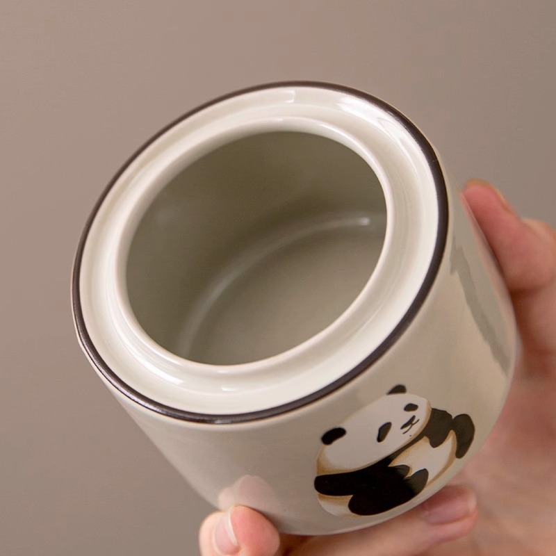 Panda keramička posuda za čaj s otpornim premazom na vlagu, kompaktna i elegantna stolna dekoracija, kreativni stil