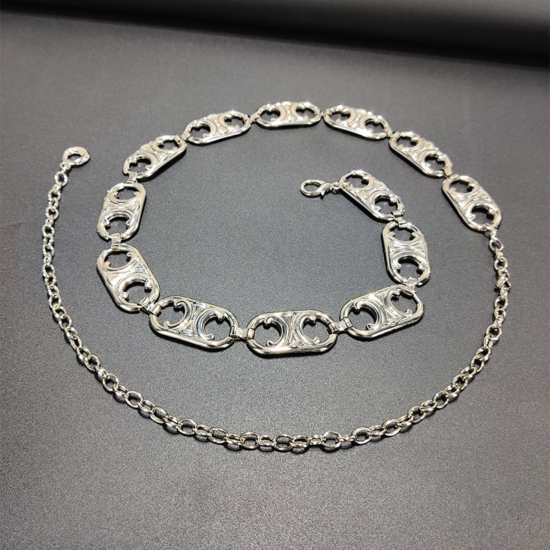 Ženski struk lanac s motivom slova – elegantan metalni dodatak za haljine i džempere, duljina 110 cm, širina 2–4 cm, proljeće 2025