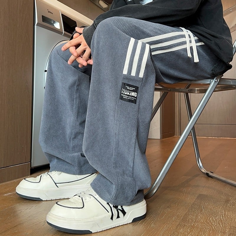 Muške sportske hlače s fleecem iznutra, tri pruge, opuštena silueta, plus veličina, jesen-zima, američki street stil, ravnog kroja, casual.